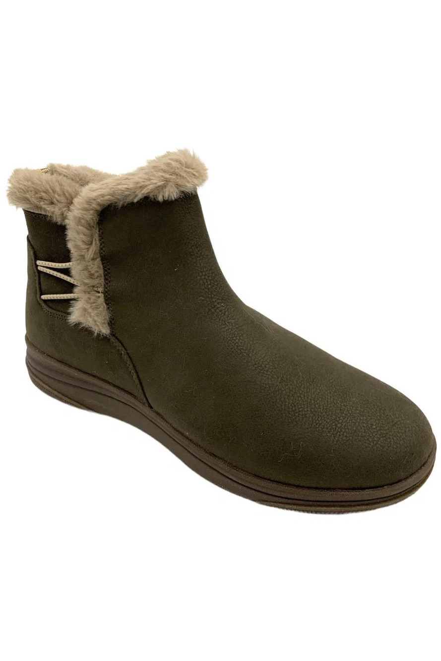 Clarks Women's Breeze Faux Fur Ankle Boots Dark Olive - Medium